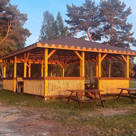 Botel Laemmijaerve Parvsaun